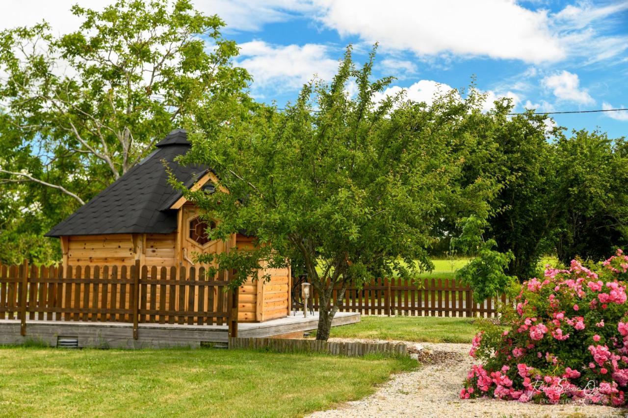 Domaine De La Courillere Bed and Breakfast Le Boupère Eksteriør billede