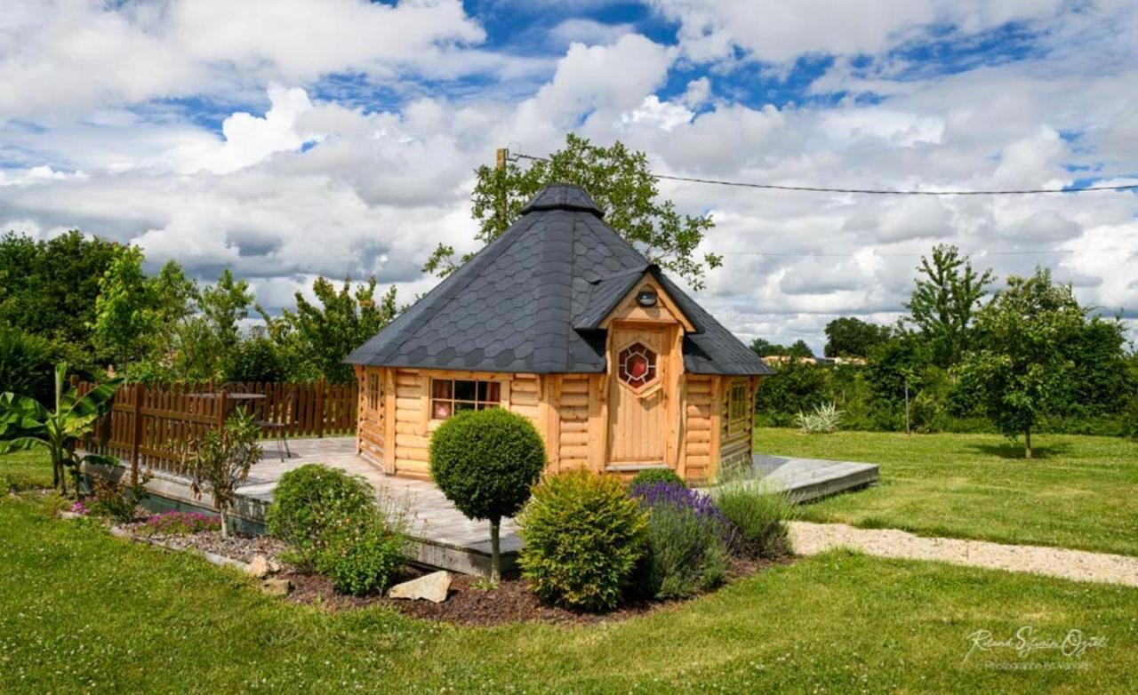 Domaine De La Courillere Bed and Breakfast Le Boupère Eksteriør billede