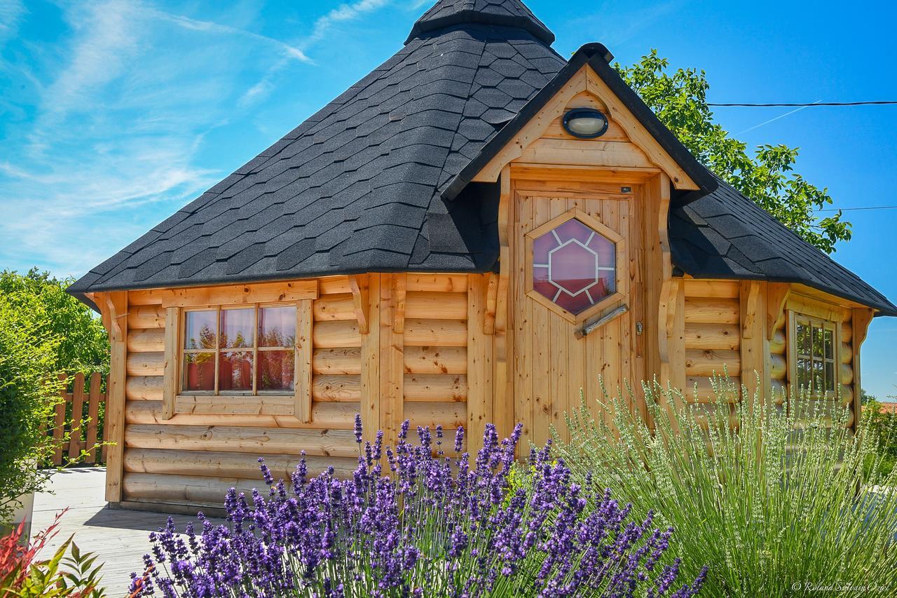Domaine De La Courillere Bed and Breakfast Le Boupère Eksteriør billede