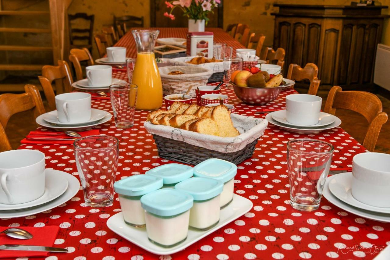Domaine De La Courillere Bed and Breakfast Le Boupère Eksteriør billede